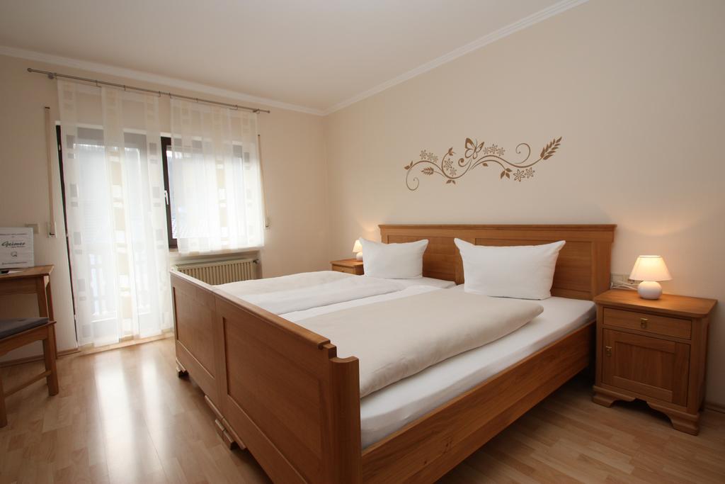 Gasthaus Pension Geimer Plütscheid Екстериор снимка